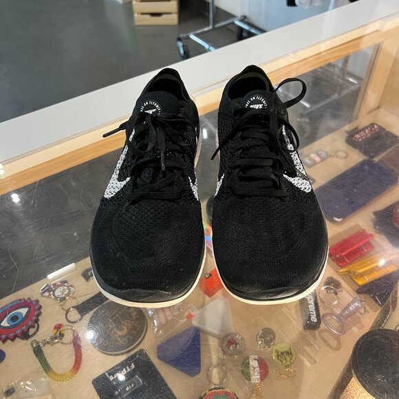 Size 11 • Nike Free RN Flyknit 2018 Black White - Picture 4 of 7